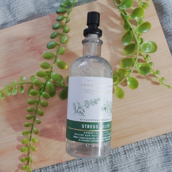 THE BODY SHOP Limited Edition Set + BATH And BODY Set - Picture 6 of 16